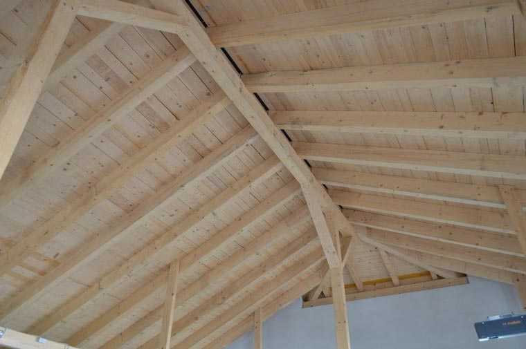 Sanierung von Dachstuhl